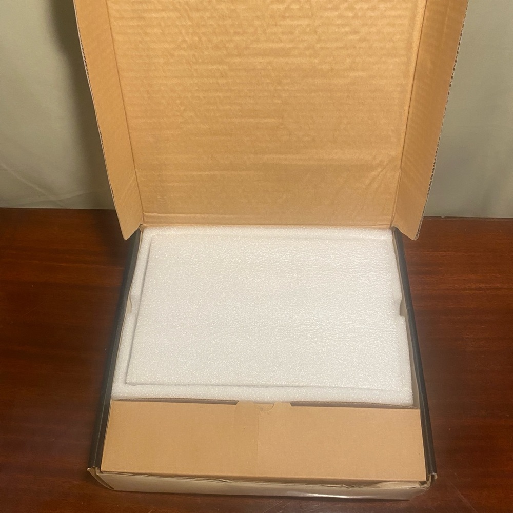Cyberhome Portable DVD Player CH-LVD1010A All Complete MP3s 10’LCD screen New - Picture 12 of 15